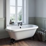 Freestanding Double Ended Roll Top Bath with Black Feet 1515 x 740mm – Park Royal